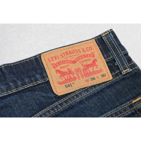 Levi's 541 Athletic Fit Stretch Denim Blue Work Jeans Rugged Mens Sz 36 x 30 - Picture 1 of 7
